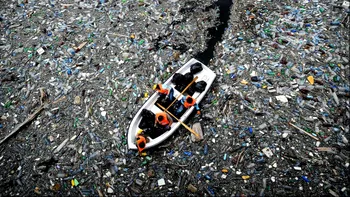 Zece fluvii din lume, responsabile pentru majoritatea plasticului din oceane