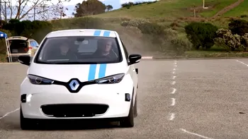 Un Renault autonom a parcurs un traseu cu obstacole