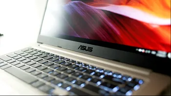 eMAG: reduceri la televizoare și laptopuri bune