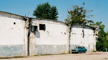 Un român a făcut dintr-o Dacia veche de 40 de ani o mașină ca nouă