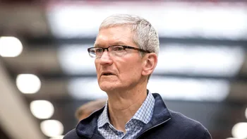 Tim Cook încearcă să te impresioneze după ce ți-a încetinit iPhone-ul