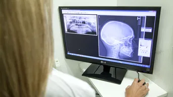 Cum vor folosi doctorii realitatea augmentată ca să se uite sub pielea ta