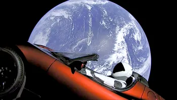 Ce șanse are mașina Tesla a lui Elon Musk să reziste în spațiu