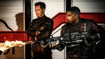 Trailerul la Fahrenheit 451 spune povestea unui viitor fără cărți