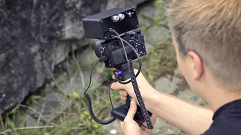 Un gadget cu electroșocuri te transformă în fotograf mai bun
