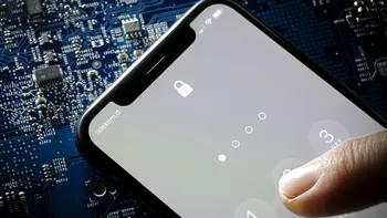 Codul sursă de la iPhone a ajuns online, iar Apple s-a panicat