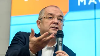Cum te scapă Cluj de funcționari cu 