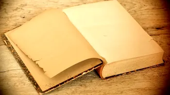 Cartea religioasă din secolul IX cu texte ascunse, citită cu raze X