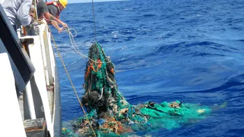 Cea mai ambițioasă metodă de curățare a Insulei Plasticului a fost demarată