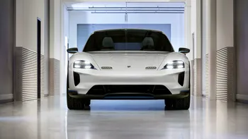 Porsche a dezvăluit rivalul perfect pentru Tesla Model X
