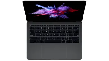 Apple îți înlocuiește bateria la MacBook Pro, pentru că s-ar putea umfla