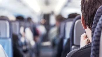 Cum să îți alegi cel mai bun loc din avion de fiecare dată