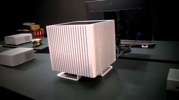 Cel mai silențios PC din lume e visul unui om care a muncit la el 30 de ani