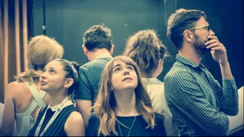 Noutăți pentru iCEE.fest: aplicație și burse pentru elevi și studenți