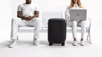 Geamantanul care îți încarcă laptopul este tot ce ai nevoie în vacanță
