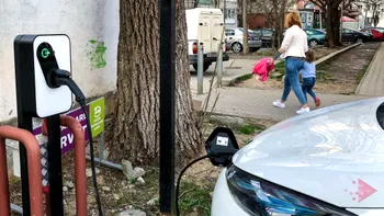 Câte mașini electrice au cumpărat românii în 2018