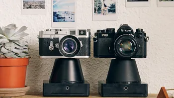 Vechea ta cameră cu film se poate transforma în Polaroid, cu un gadget simplu
