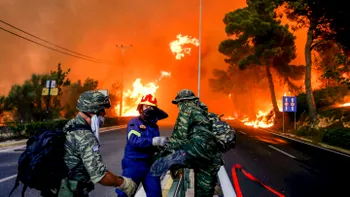 De ce arde Grecia și ce a dus la scenariul apocaliptic de acum