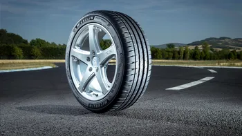 Compania cu fabrici în România care anunță concedieri masive: de ce contează pentru industria auto
