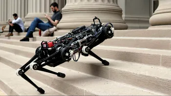 Robotul care te poate fugări și pe scări tocmai a fost creat