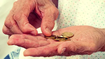 Cât ne costă ”abilitatea” statului român de a calcula prost pensiile: tribunalul le dă tot timpul dreptate