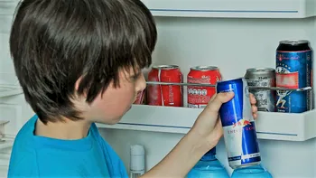 Cum îți afectează băuturile energizante sănătatea vaselor de sânge