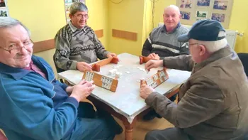 Pensionarii români, fără pensii speciale: singura lege care include o categorie de români pe lista neagră