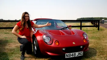 Povestea mai puțin cunoscută despre super mașina Lotus Elise