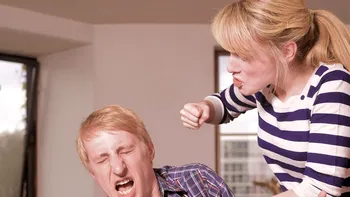 Cum a evoluat violența domestică spre noua generație