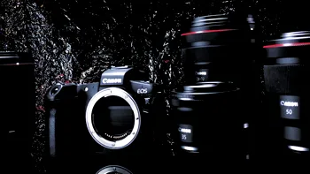 Canon se pregătește de viitorul fotografiei cu primul mirrorless full-frame