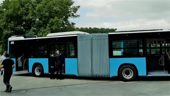 Cum arată noile autobuze care te vor transporta prin București