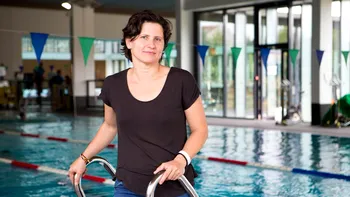 Cine este românca aleasă ministru al Sportului în Franța