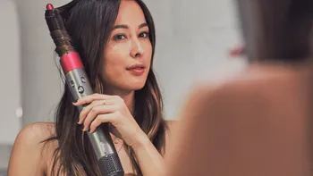 Dyson a creat poate cel mai stupid și mai scump uscător de păr