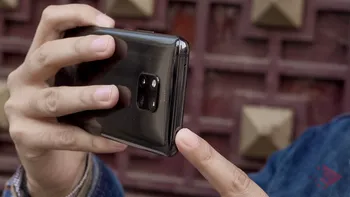 Huawei îți dă 10.000 de euro și un telefon. Ce trebuie să faci ca să câștigi