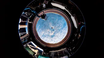 SpaceX te lasă să-ți faci următoarea vacanță în spațiu