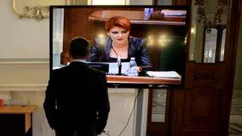 Cât de mult rău îți face statul la televizor: bolile la care te expui și de ce îți scurtează viața