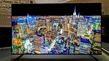 Televizorul Samsung cât un perete costă cât o mașină nouă