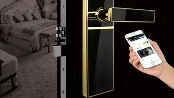 S-a deschis hotelul în care rezolvi tot din telefon: interacțiunea cu oameni e opțională