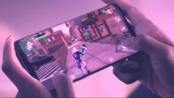 Samsung ar oferi un telefon cu un ecran mai ceva ca în Star Wars