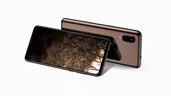 Noul telefon Motorola îți confirmă că toate telefoanele vor arăta așa