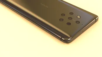 Când se lansează Nokia 9, primul telefon cu cinci camere