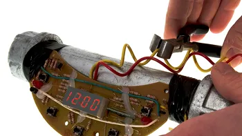 Ce se întâmplă când cauți bombe online în România și cât de dură e noua lege