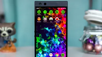 REVIEW Razer Phone 2 - Un telefon făcut pentru gaming și cam atât
