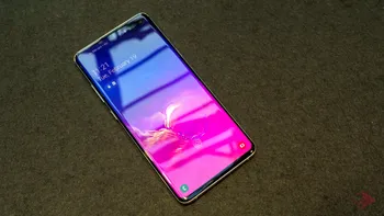 Samsung Galaxy S10 5G, dezasamblat. Ce are special telefonul