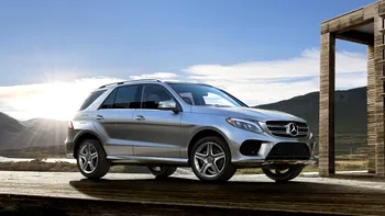 Cum vrea Mercedes să te facă să-ți placă și mai mult mașina ta