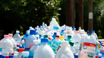 Metoda prin care plasticul poate fi transformat în combustibil util