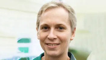 Site-ul care generează fețe umane prin inteligență artificială pare desprins din viitor
