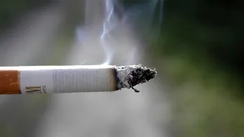 De ce vrea industria tutunului ca țigările să fie declarate bunuri de bază pe perioada crizei