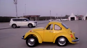 Acest Volkswagen Beetle are ce-ți trebuie pentru parcările din București