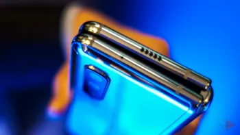 De ce Samsung Galaxy Fold, telefon de 2000 de euro, se strică așa de repede?